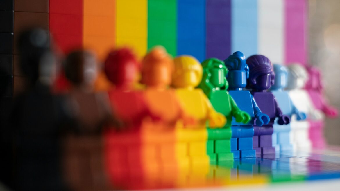What is a Mixed-Orientation Relationship?